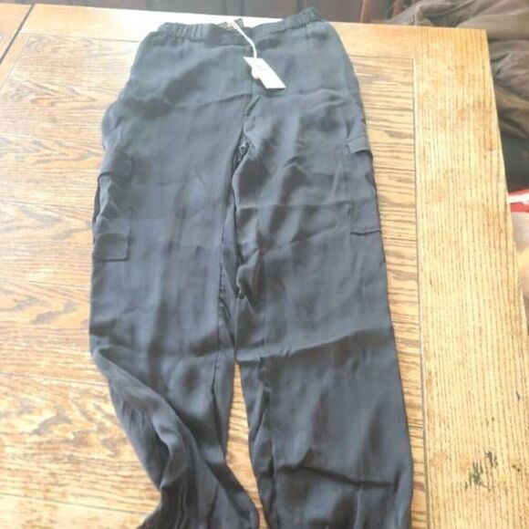 NWT JOHNNY WAS Black Khay Viscose Jogger Pants Satin Cargo Pockets sz XS - Picture 1 of 5